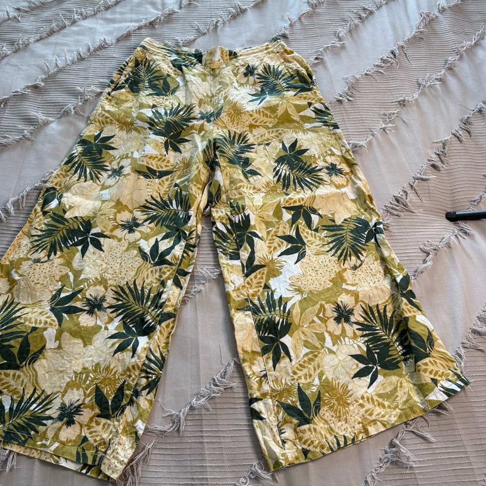 Tahari Green and Tan Cropped Ankle Jumpsuit